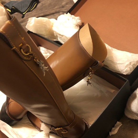 Coach Boots - Picture 5 of 9
